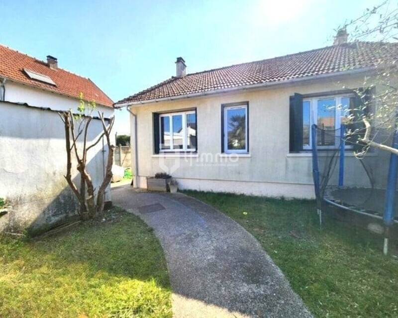 Maison de plain-pied lumineuse - 489569696 997115159198629 1796659431677810245 n