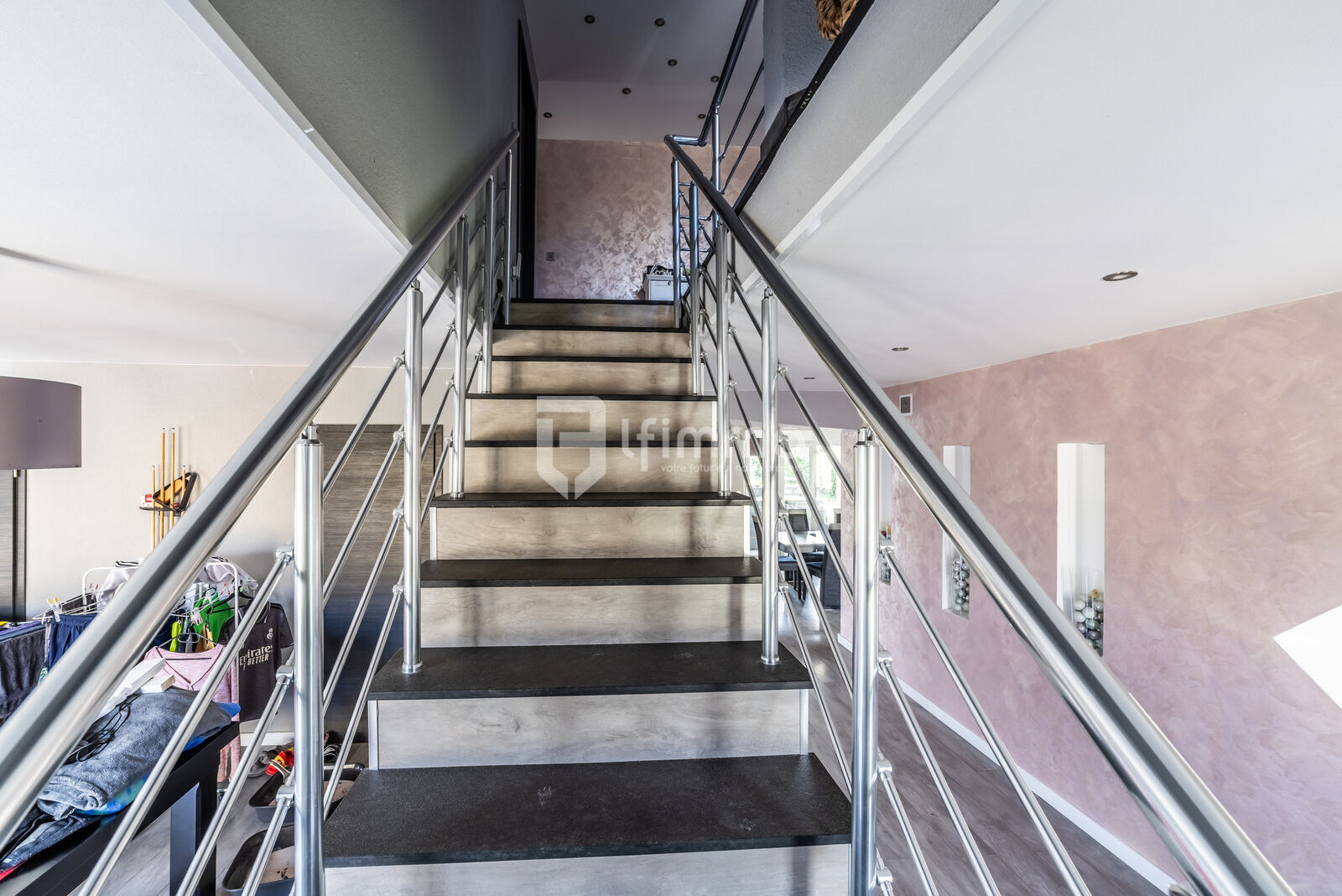 Sous Compromis : Maison Individuelle, construite en 2004, en campagne. - 31 mars 2025-13155c9a3262-hdr