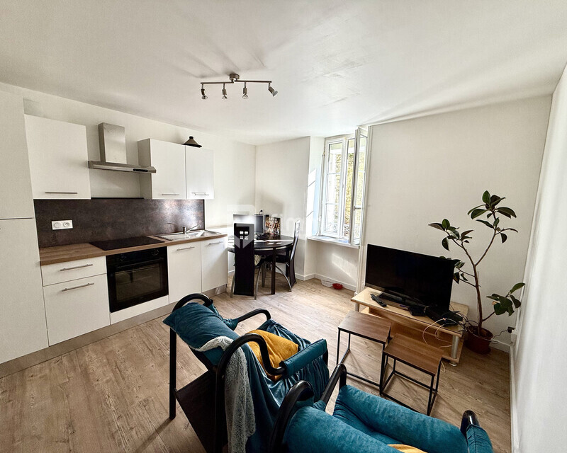 À saisir ! Appartement T2 - Entre Gare et Centre-ville -  - Img 4311