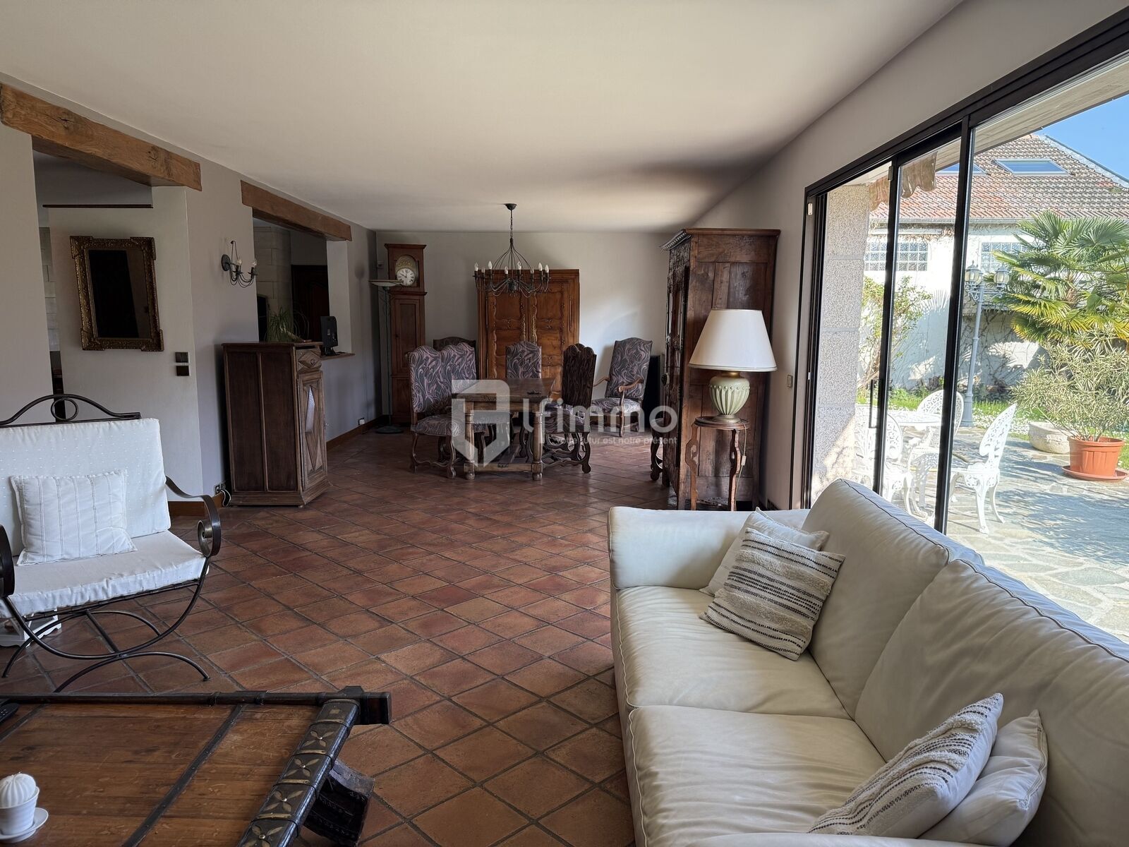 maison unique sur tremblay - Img 1902