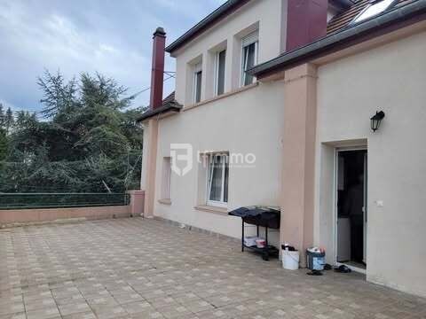 Immeuble de rapport - 486019794 1767635863793221 2939179585907792514 n