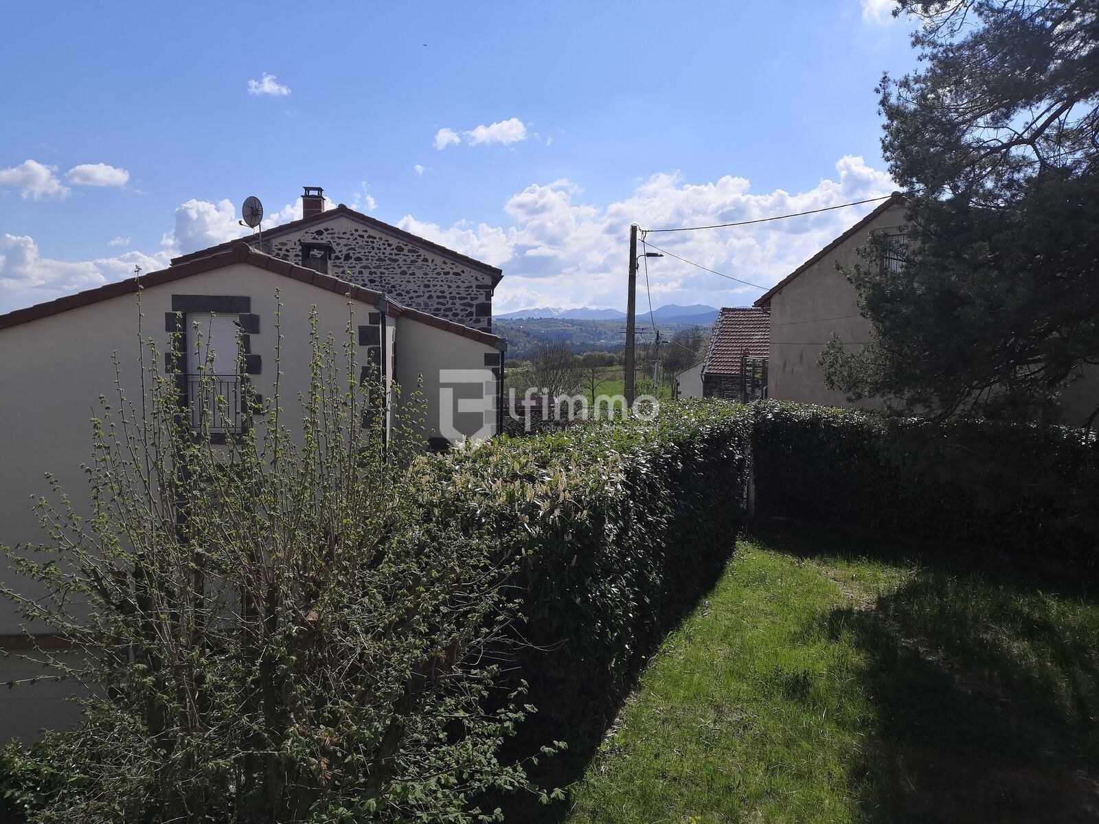 Propriété de plaisance proche lac Aydat - Img 20250429 163002