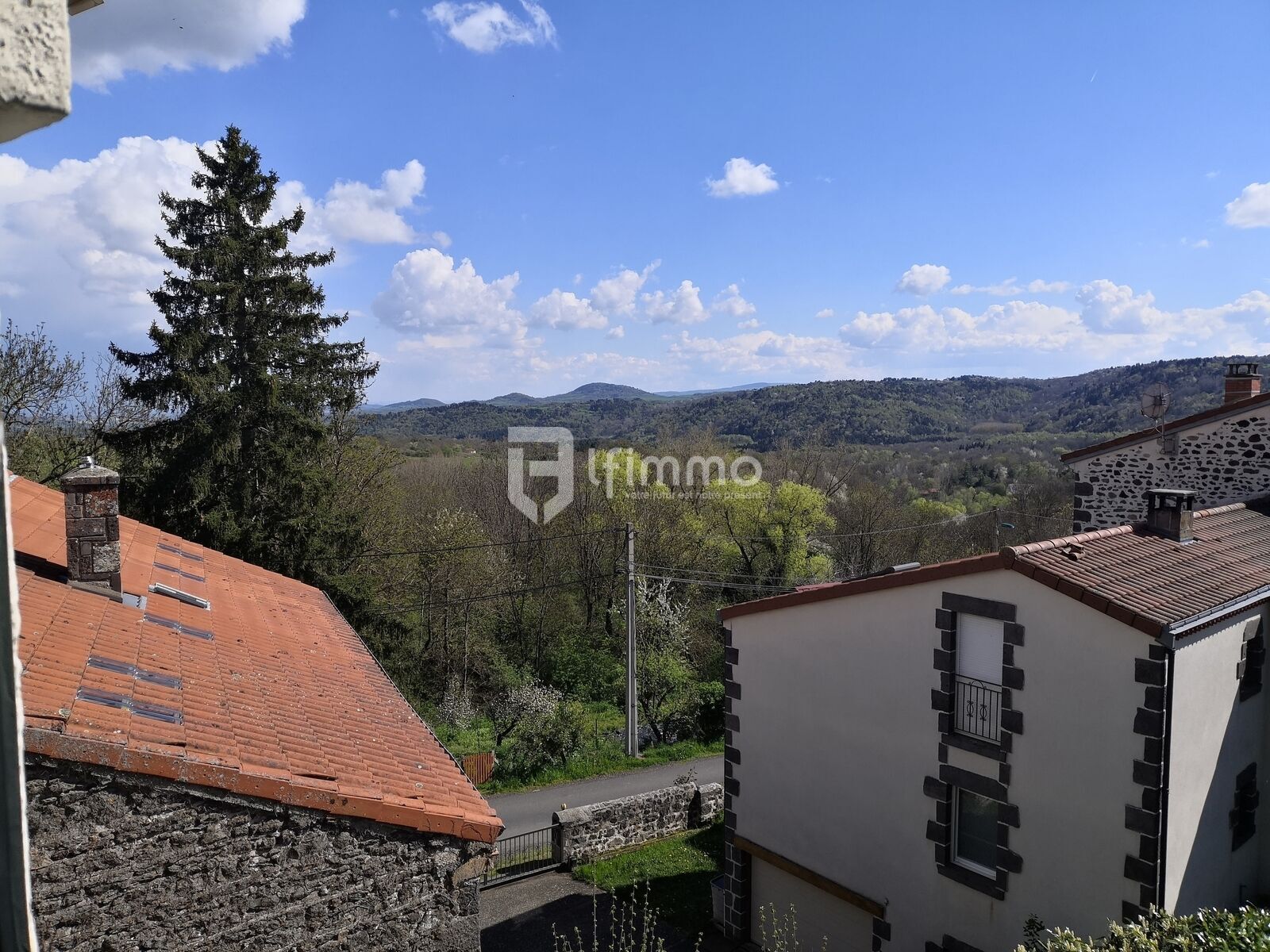 Propriété de plaisance proche lac Aydat - Img 20250429 163517