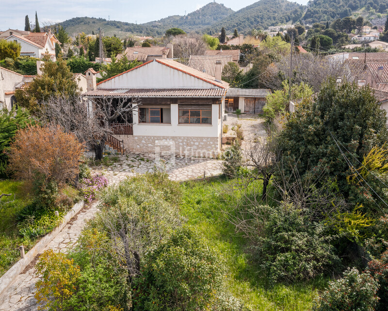 Maison traditionelle - 90m2 - 4P - Jardin 1300 m2 - Drone 3