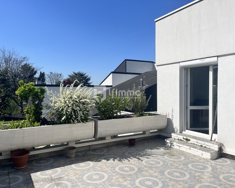 Appartement-maison 5 pièces quartier médiathèque Bry sur Marne - Img 7228