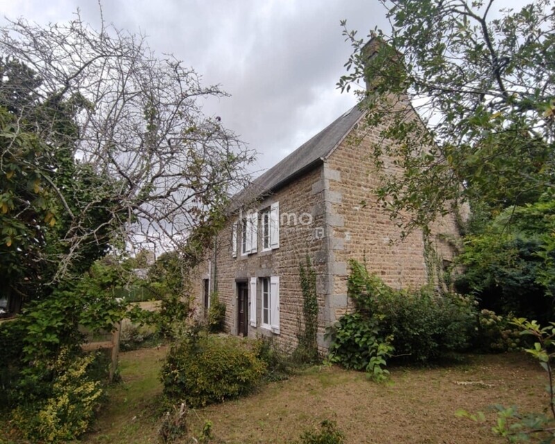 Maison à rénover avec un beau potentiel - 0c99a709-497d-4d3d-88cd-2a71ae5d66bd