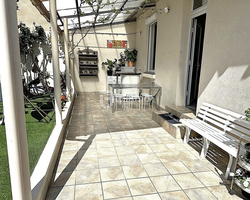 Gratte Ciel - Maison 1 grande chambre + bureau - Img 0391