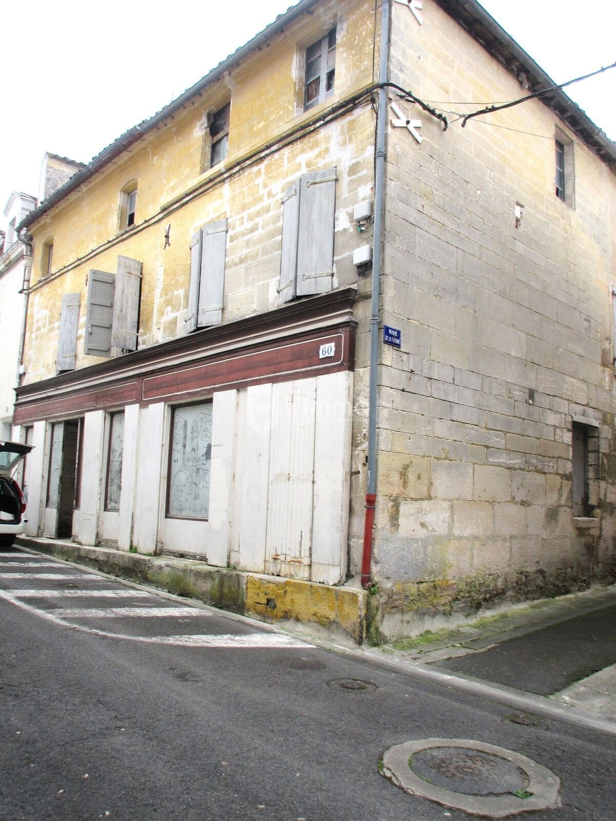 Maisin de ville à restaures - Img 4062