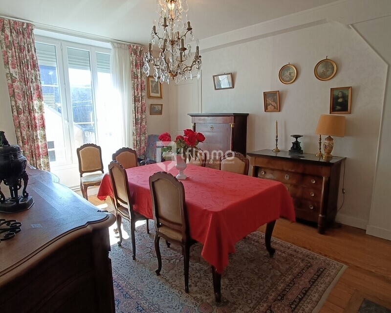 Provins maison de ville 100m² et grenier 85 m² au calme. Petit ext. - Img20250404143606
