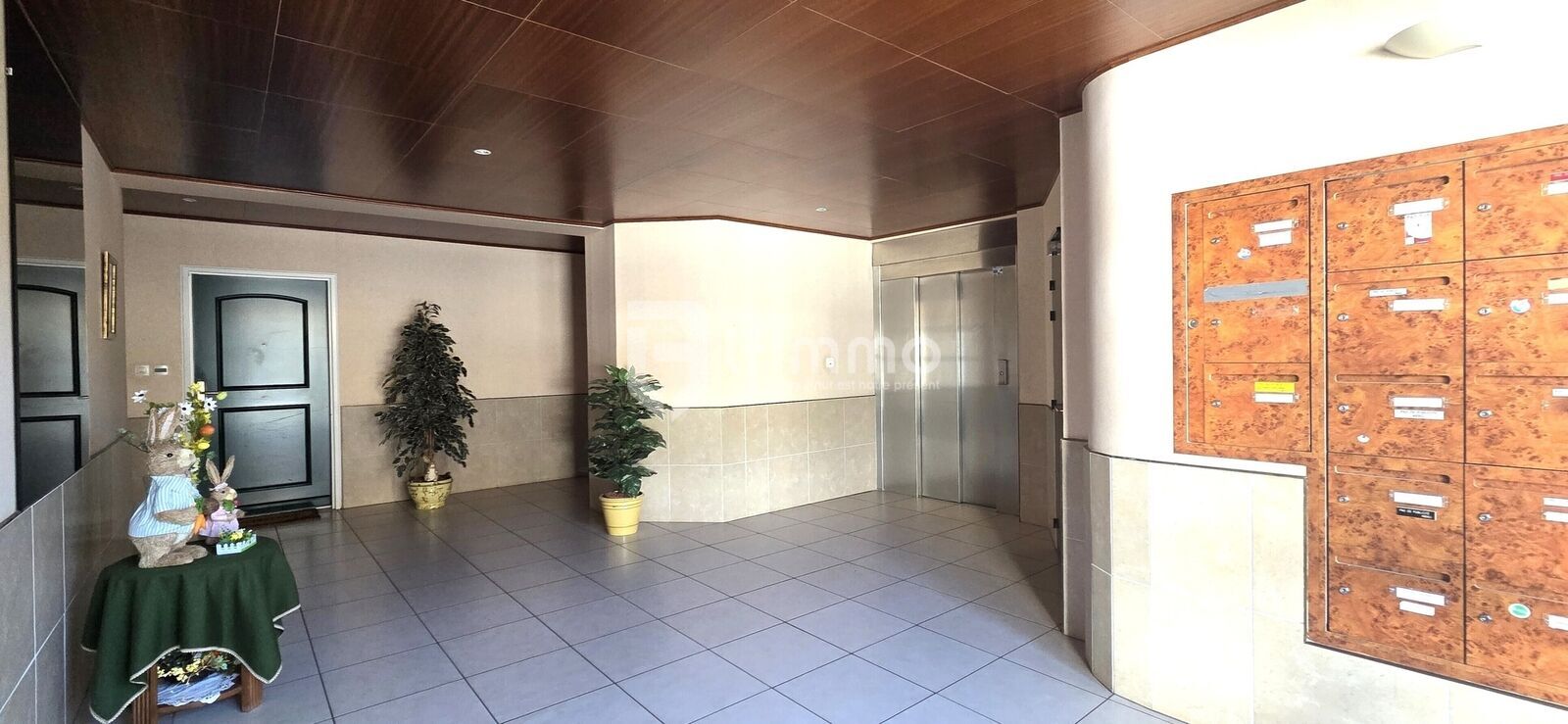 Bel appartement en centre ville avec terrasse, balcon et jardin! - Hall 2