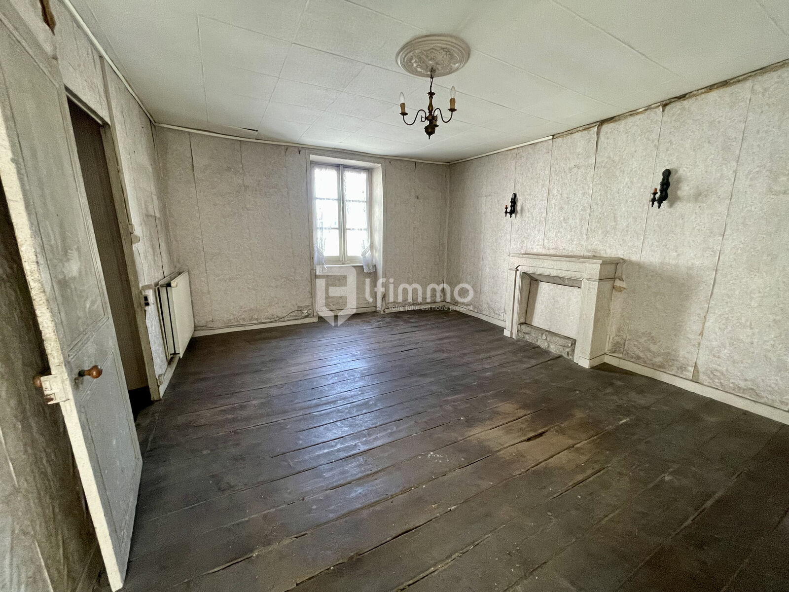 Maison à réhabiliter – Fort potentiel au centre ville de Quimper - Img 1076