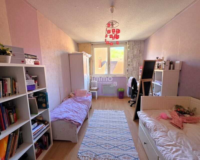 Duplex 5 pièces 101m² balcon + garage 68800 Thann Centre - chambre