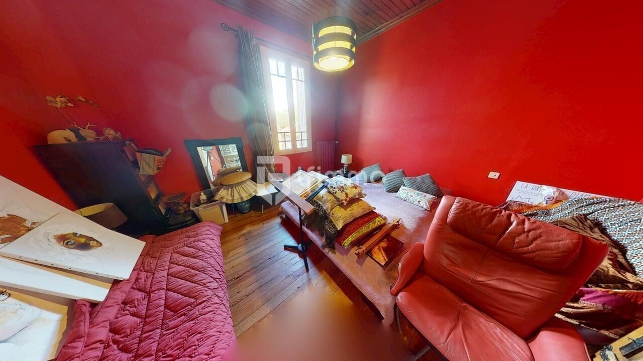 Maison de famille  - Une-maison-de-famille-au-charme-dantan-04172025 002044