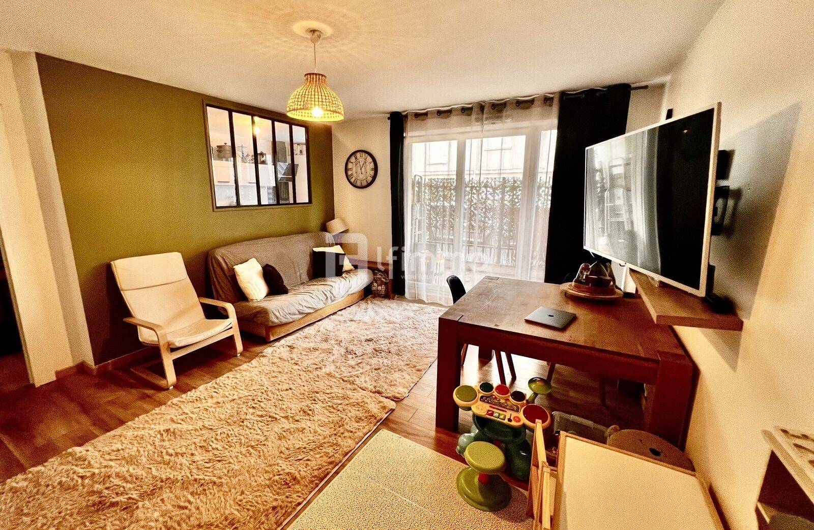 91100 Corbeil Essonne, F3 66m2 avec place de parking intérieur - Img 4889