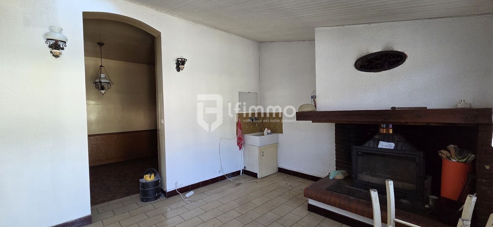 Immeuble 2 logements et garage de 120 m2 - 20250405 115144