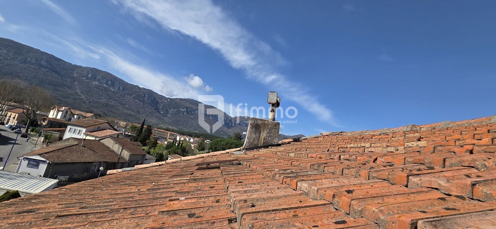 Immeuble 2 logements et garage de 120 m2 - 20250405 112822