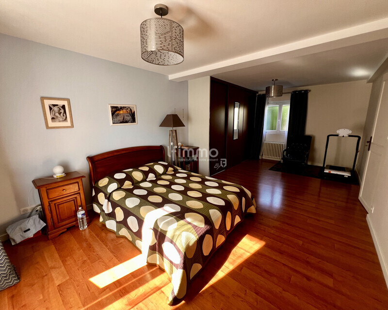 77350 Le Mée sur Seine, Pavillon familial T6 165m2  - Img 5831 2