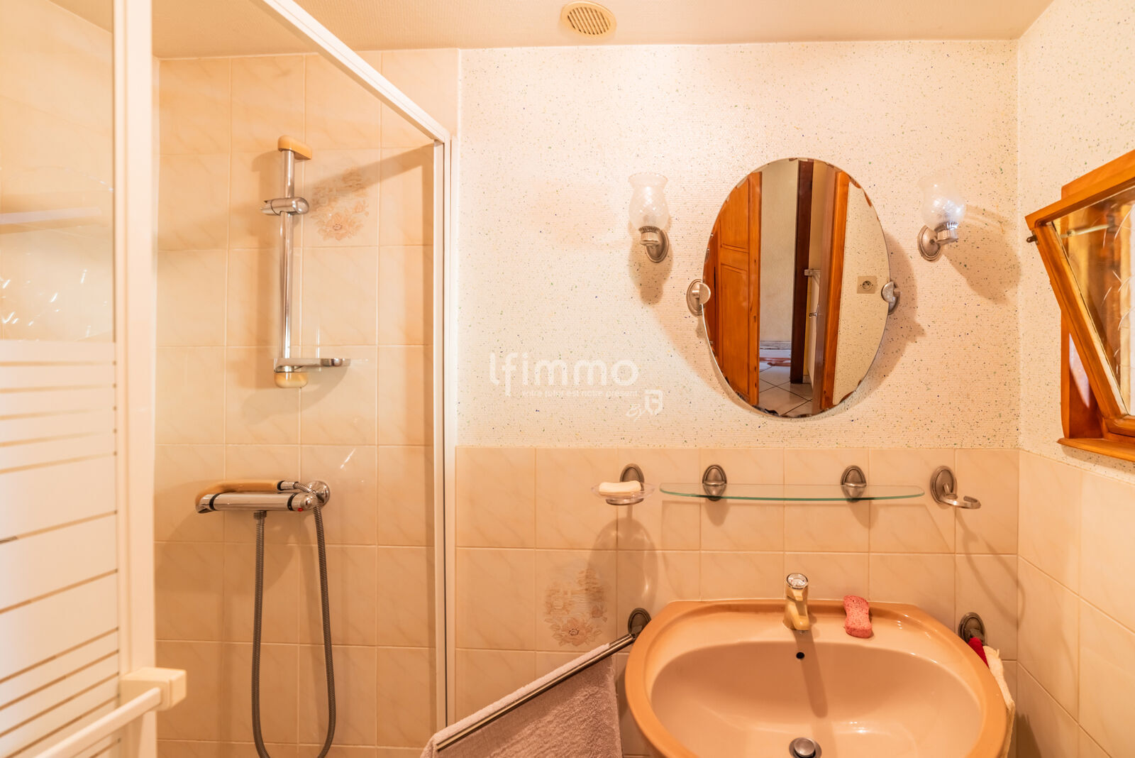 Maison ancienne - 07 mai 2025-12405c9a4135-hdr-modifier