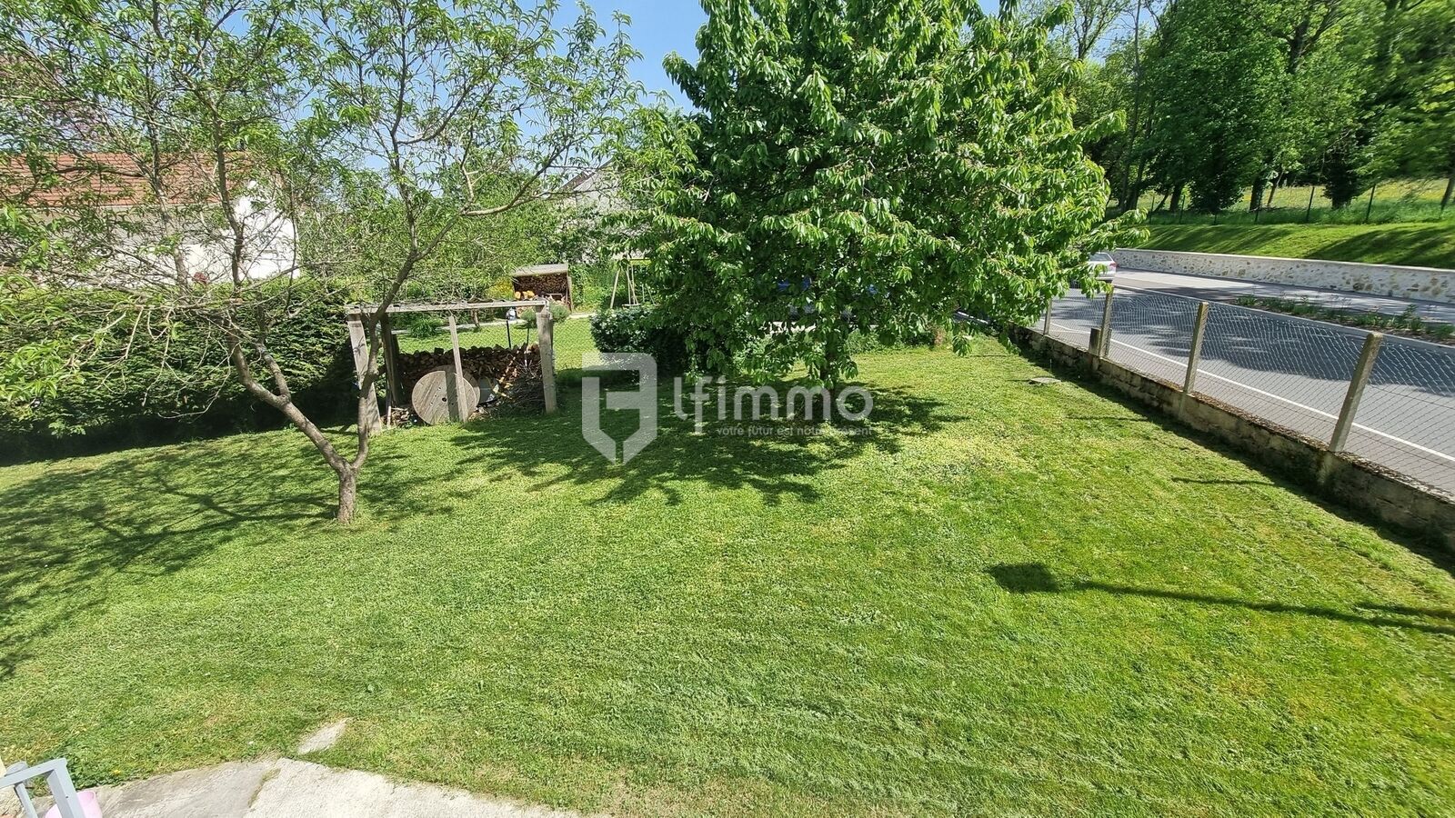 Maison Coupvray avec jardin face au Parc du Château  - 20250502 152706