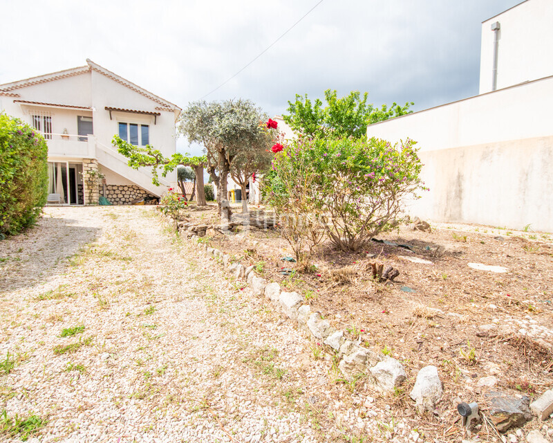  Saint Mitre - Entre Ville & Campagne - Maison - 5P - 153 m2  - Jardin 7