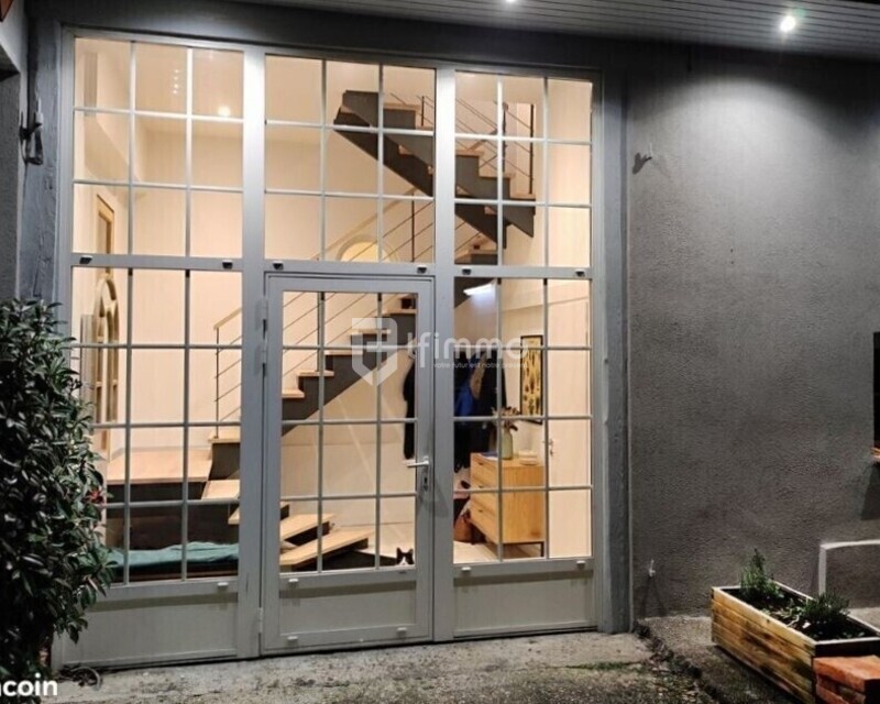 Maison de charme 7 pièces, 4 chambres sur742 m² de terrain - Capturebaievitréenocturne