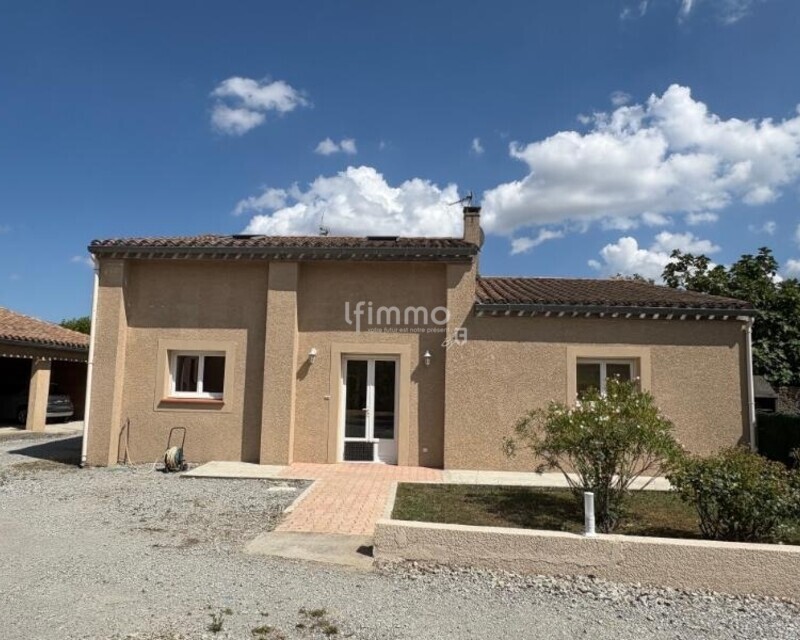 Villa T3 de 121M2 avec jardin de 220M2 situé à Alzonne - Facade extérieur alzonne