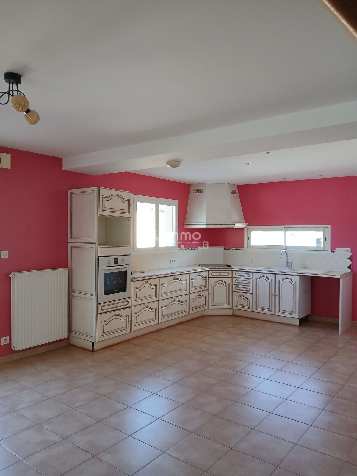 Villa T3 de 121M2 avec jardin de 220M2 situé à Alzonne - Cuisine