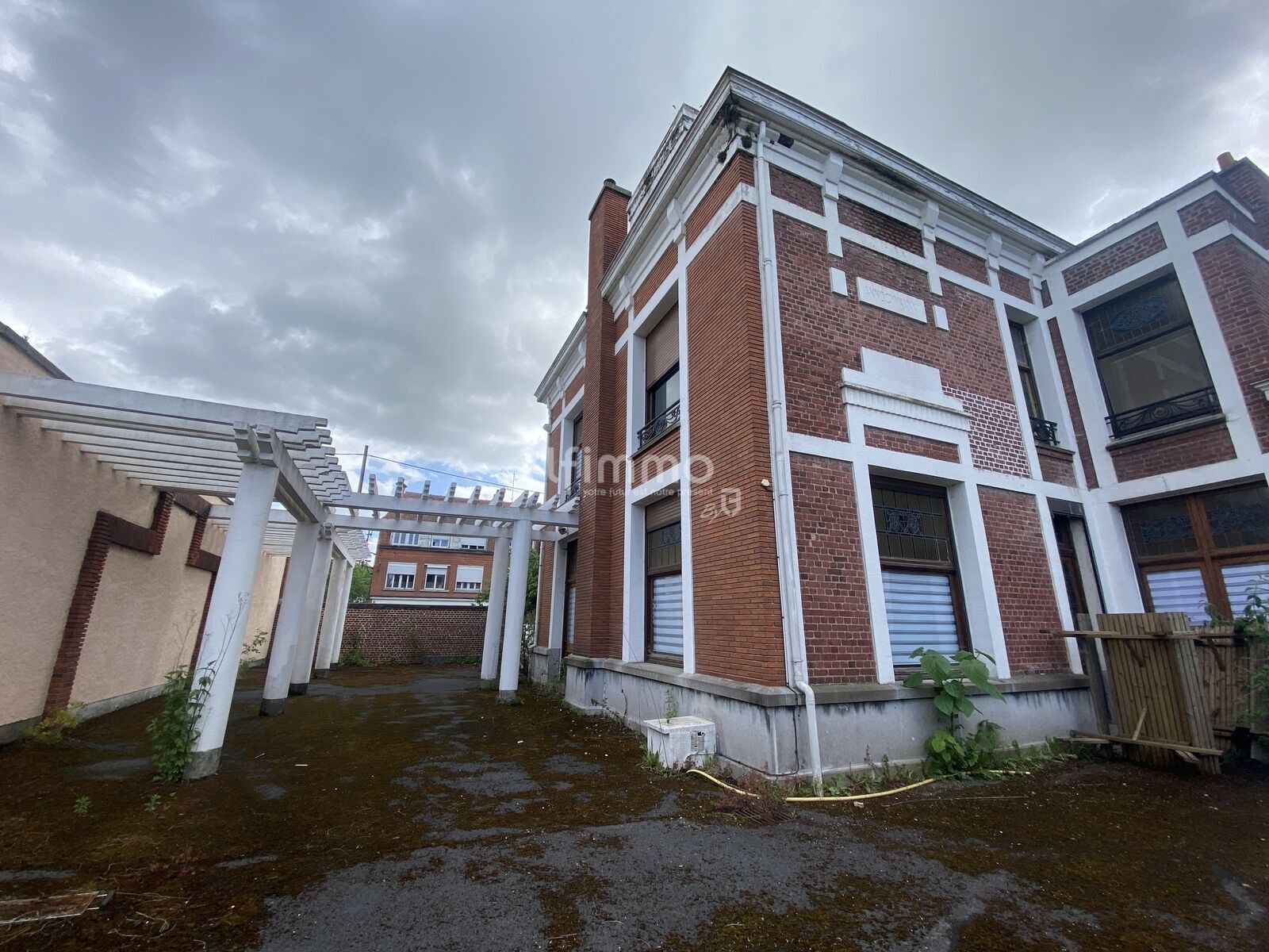 Maison de maître de caractère à vendre - Dji 20250528 155422 779