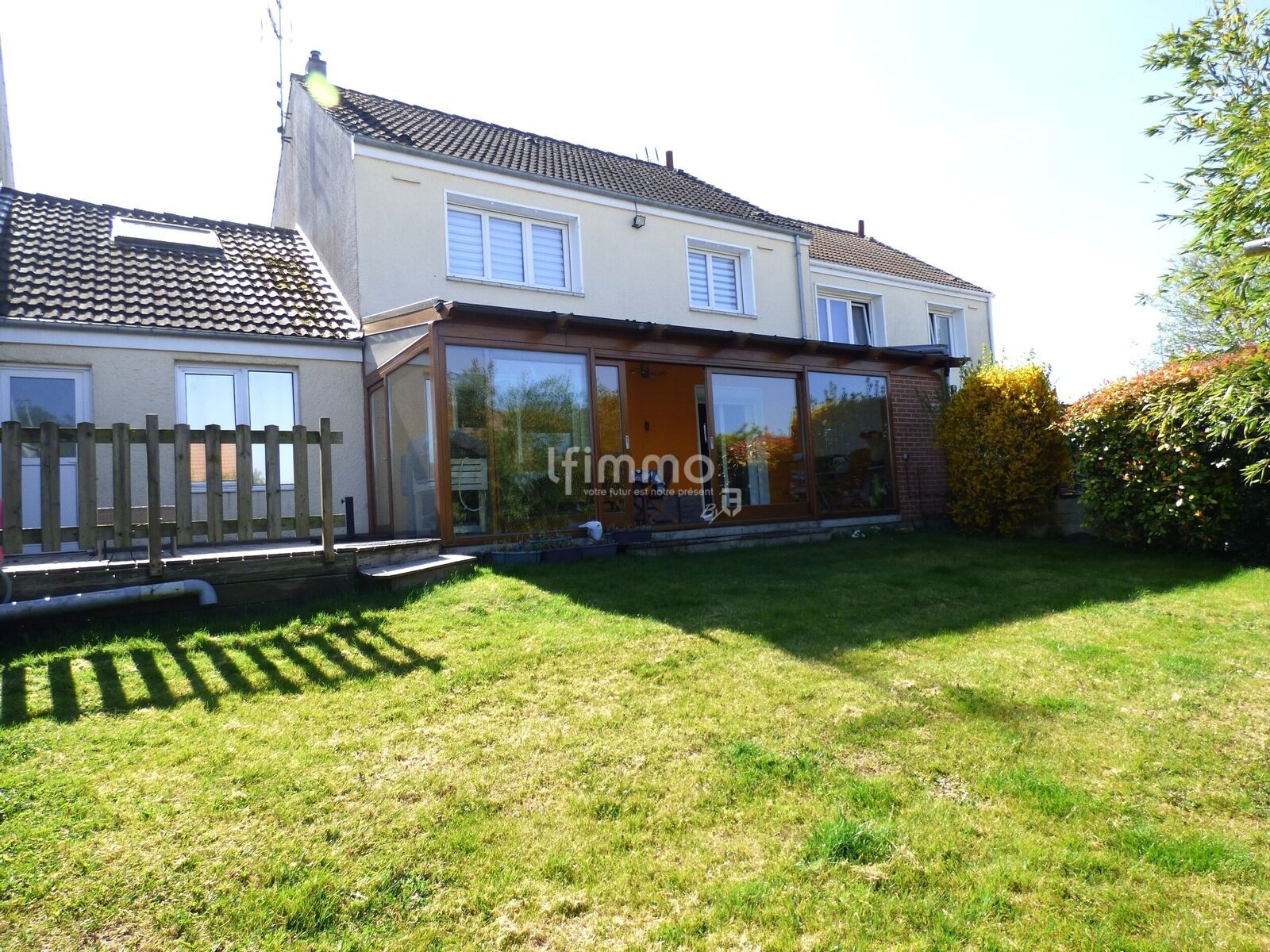 62000 Dainville - Maison 4 chambres - 101 m² - 2 garages - P1120947