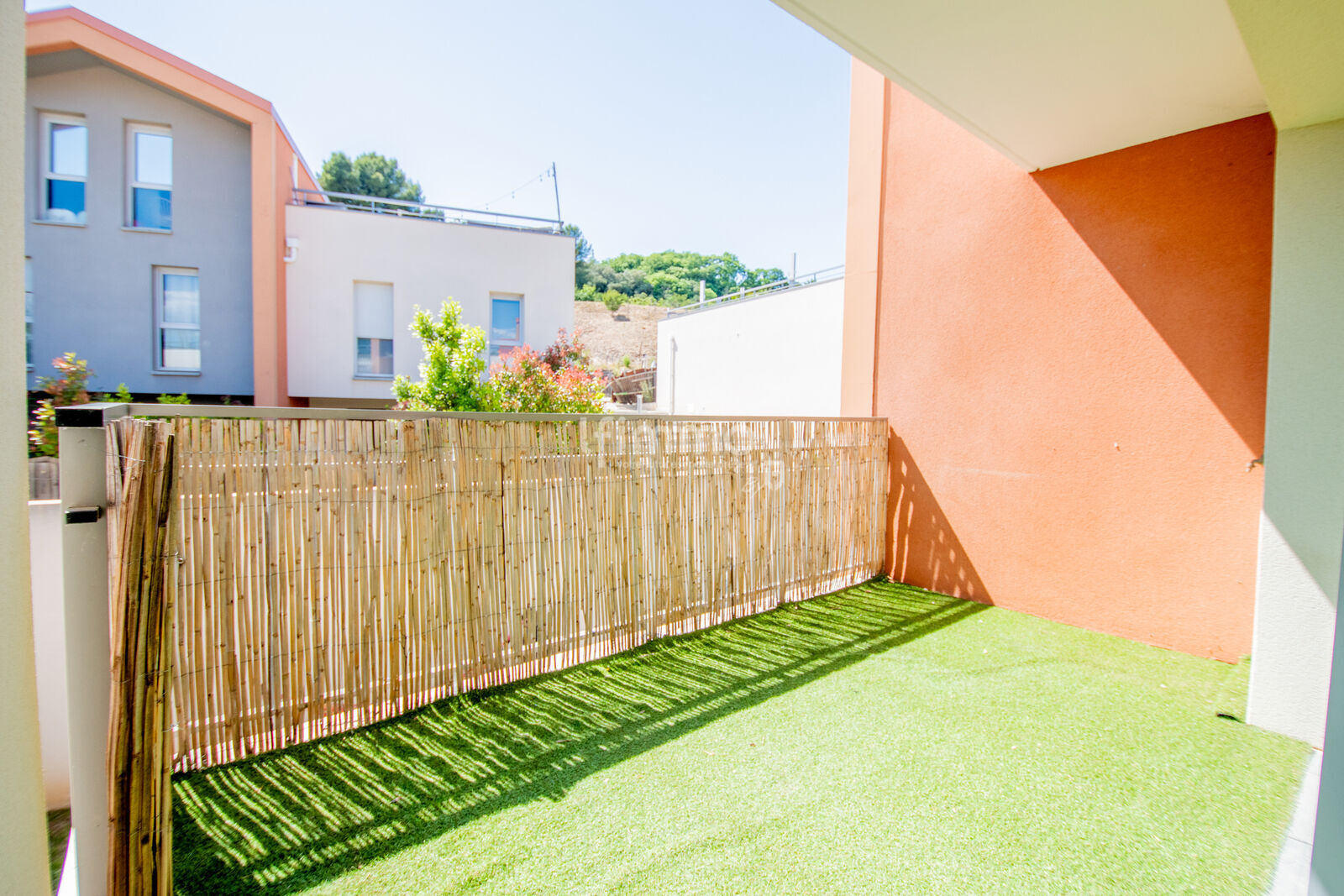 Saint Julien/ Caillols  - 3 pièces 58 m2  - Balcon vue collines - Dsc 7361