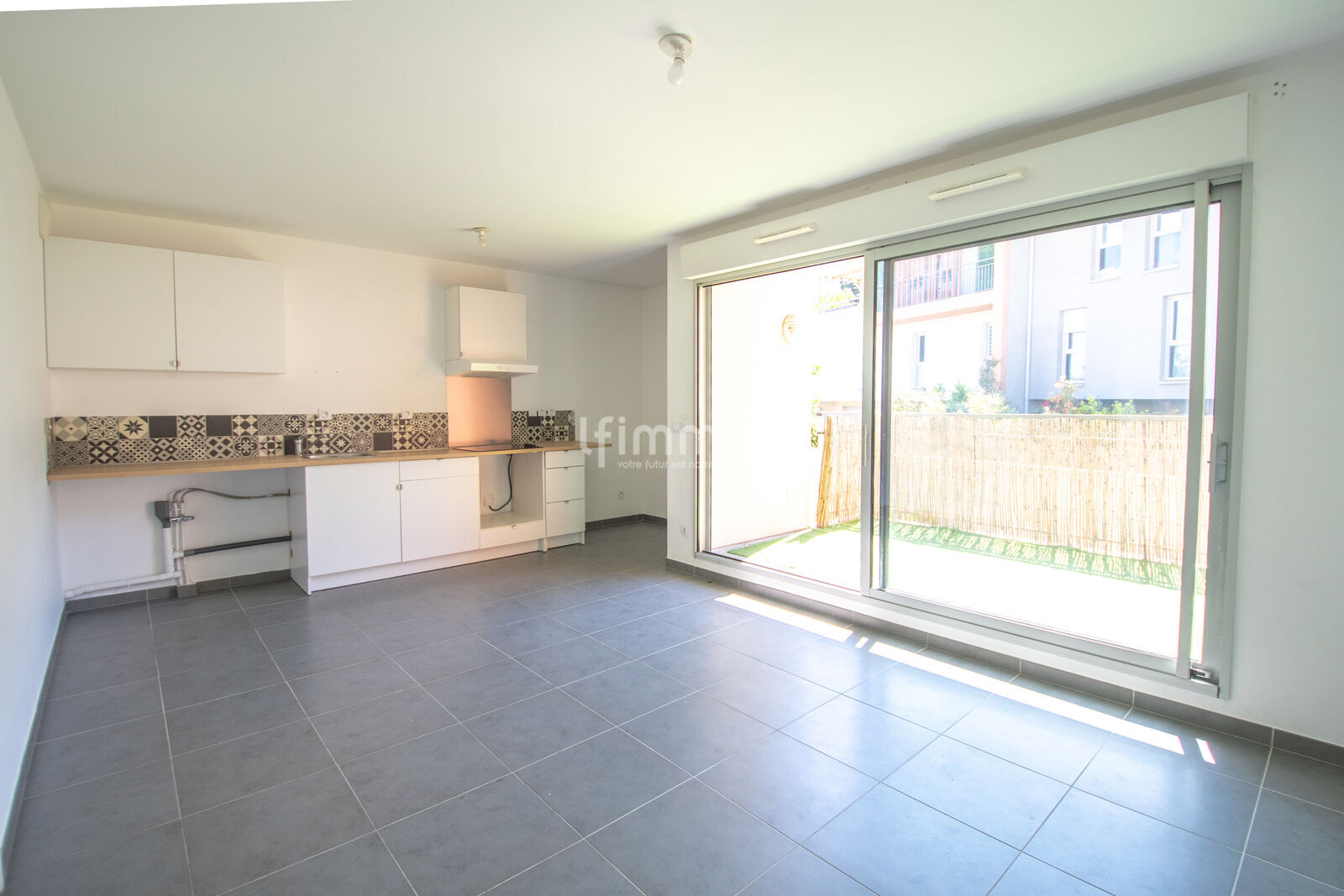 Saint Julien/ Caillols  - 3 pièces 58 m2  - Balcon vue collines - Dsc 7367-hdr