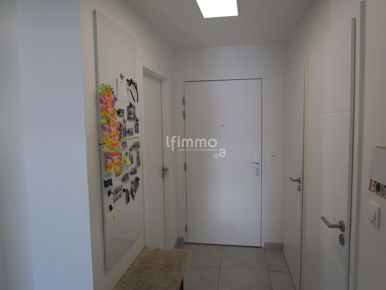 F3 avec une loggia et un garage - Img 2958