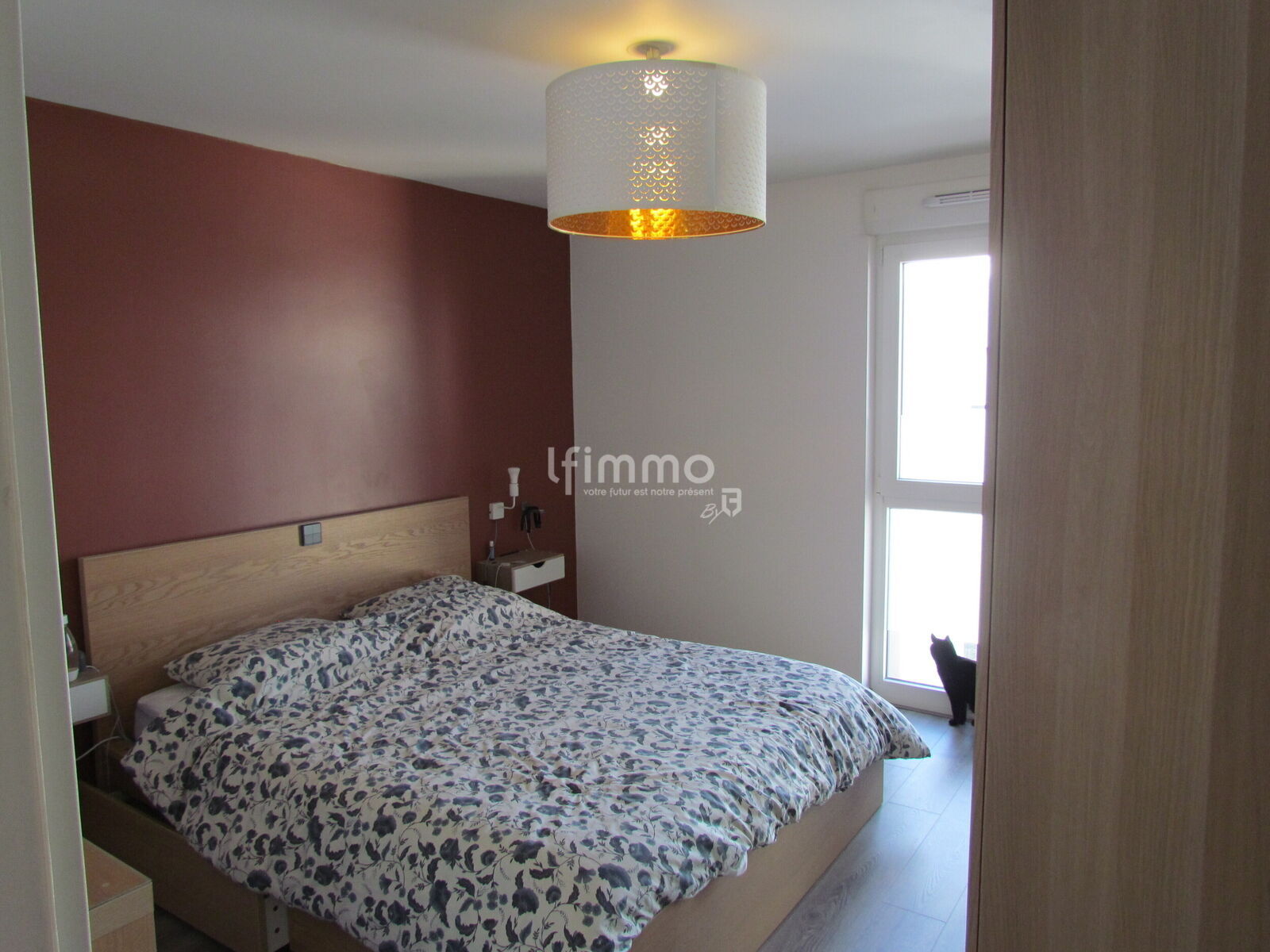 F3 avec une loggia et un garage - Img 2953