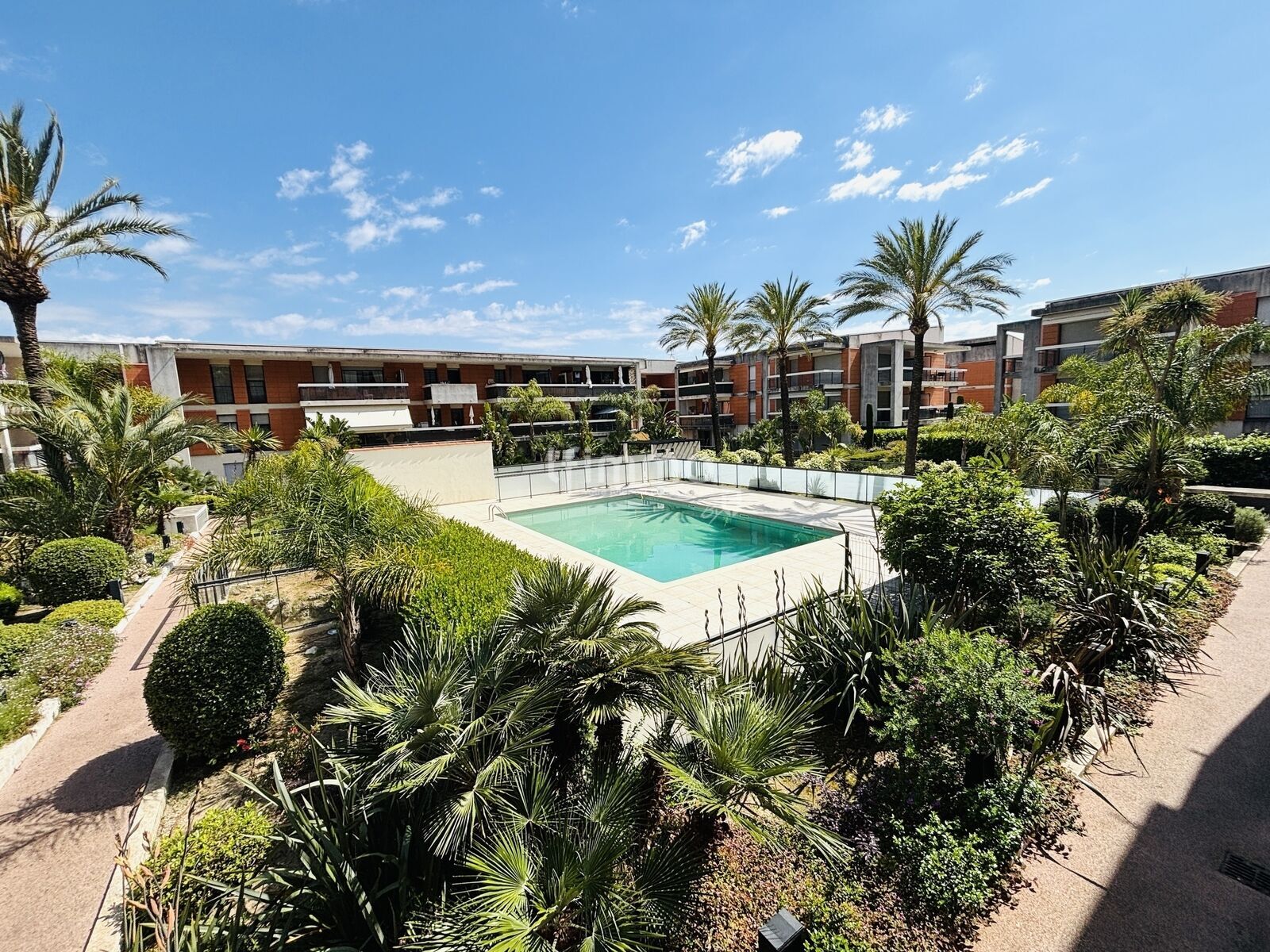 3 pièces lumineux meublé – Vue mer – Résidence récente avec piscine - Img 6234