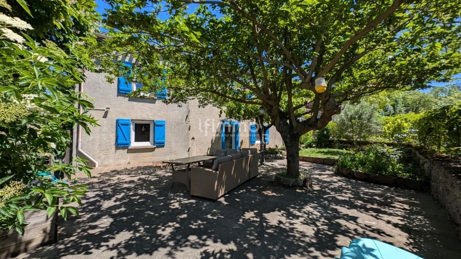 Maison 4 chambres et jardin  - Messenger creation 2d7c1569-7e72-4fce-9f2b-c6034414503c