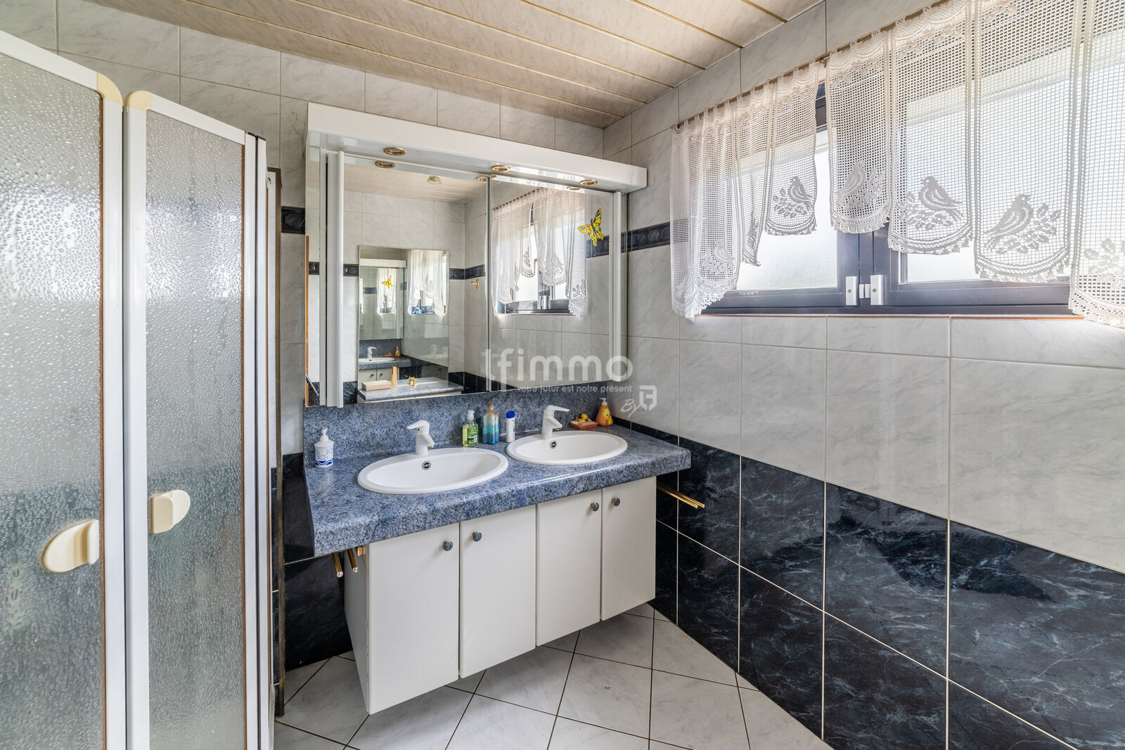 Maison familiale, typique des années 1960, bien placée à Morhange. - 27 mai 2025-09315c9a5523-hdr