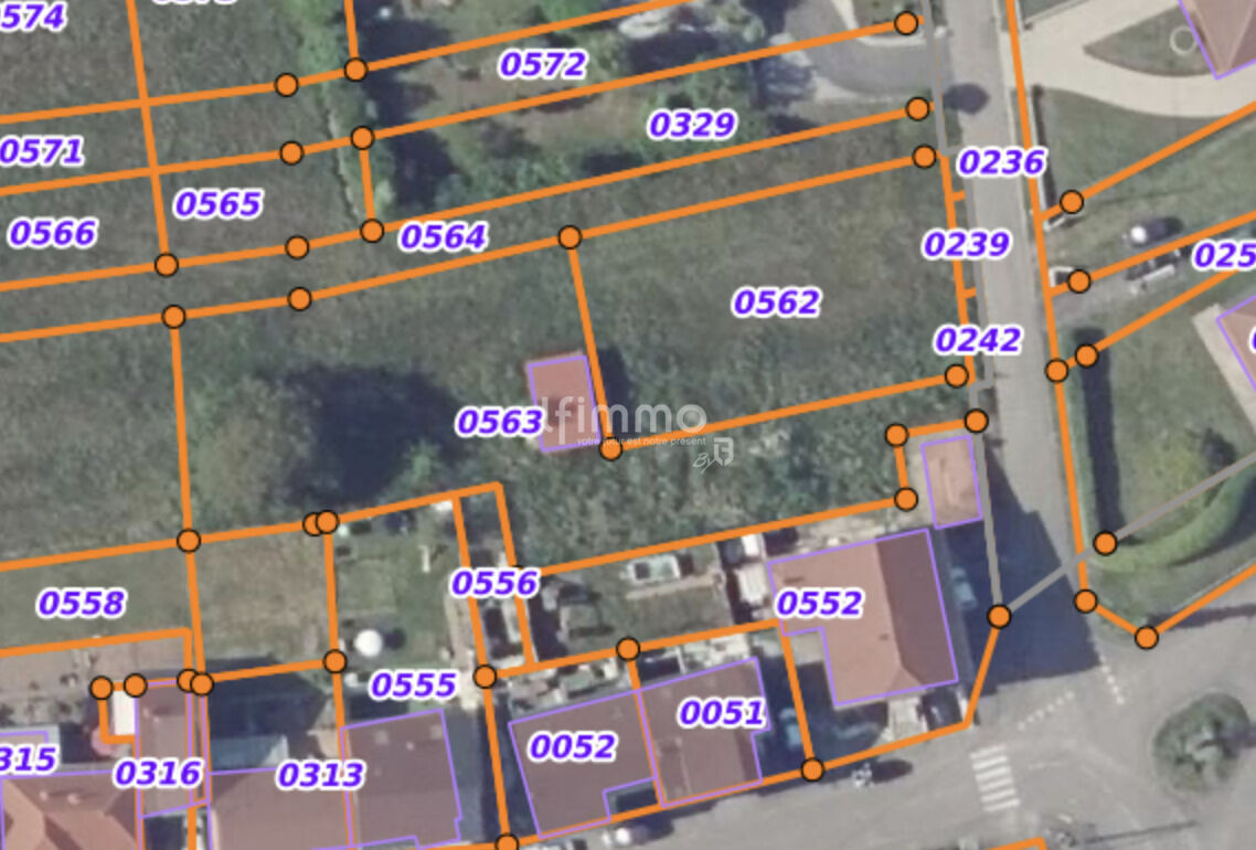 Magnifique terrain de plus de 10 ares avec vue sur la forêt - Capture d écran 2025-05-20 à 15.50.48