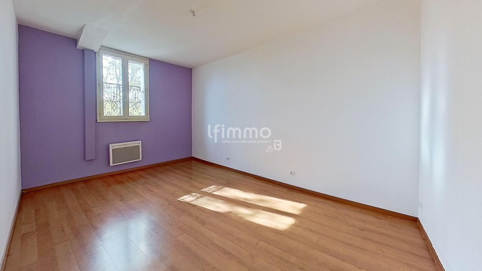 Grand T4 dernier étage centre ville Narbonne  - Appartement-t4-narbonne-bedroom 2