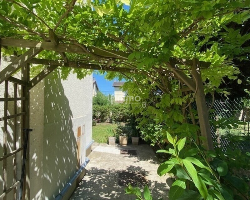 Maison 4 pièces avec jardin et terrasse, proche des bords de marne - Bourgeois jardin côté