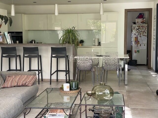 Maison d'architecte de 189m2 sur un terrain de 1200m2 - Img 8724