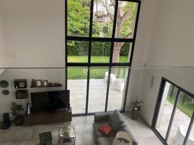 Maison d'architecte de 189m2 sur un terrain de 1200m2 - Img 8843