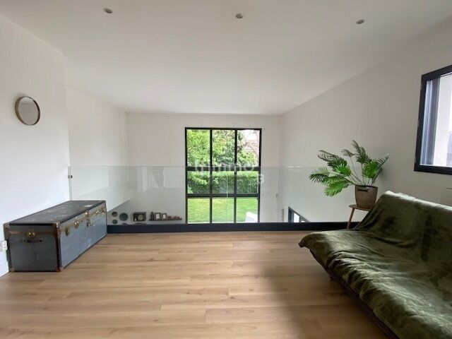 Maison d'architecte de 189m2 sur un terrain de 1200m2 - Img 8820