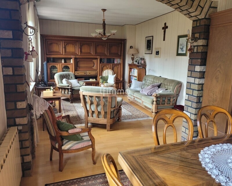 Maison de village - 113a46e3-bc25-4903-b44e-80c3b652acc8