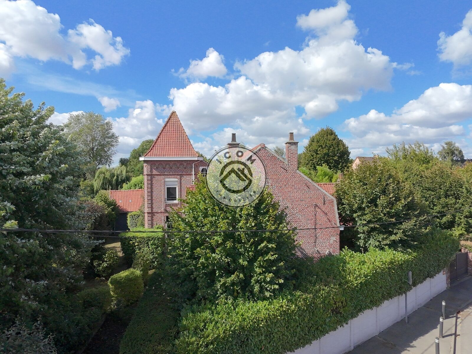 Maison de Maître – 256 m² – Monts des Flandres - Dji fly 20250821 113252 0229 1755769125308 photo