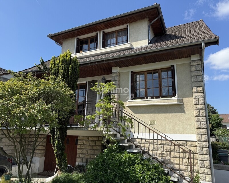 Proche du Rer B - Img 2360