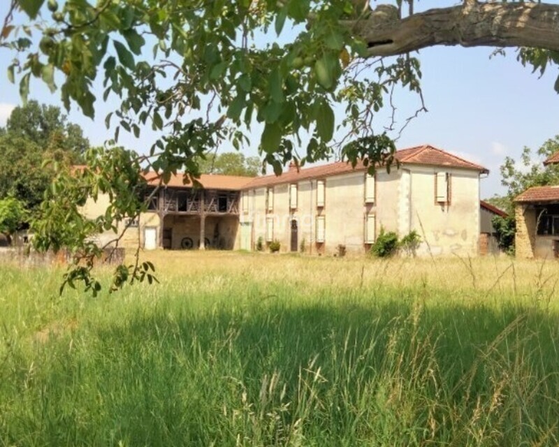à vendre gers corps de ferme 260m² - façade sud est
