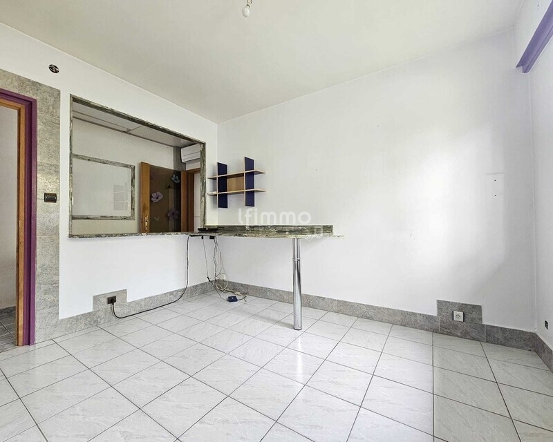 Maison de plain-pied surélevée avec piscine - Chambre 4