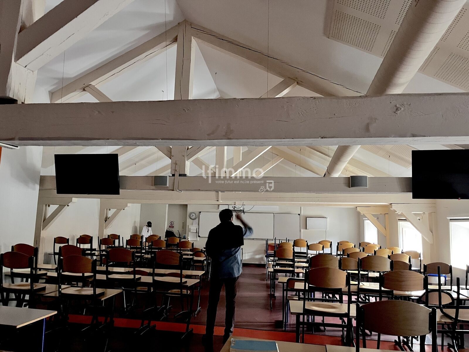 immeuble de rapport au centre de narbonne - emplacement prémium - Charpente