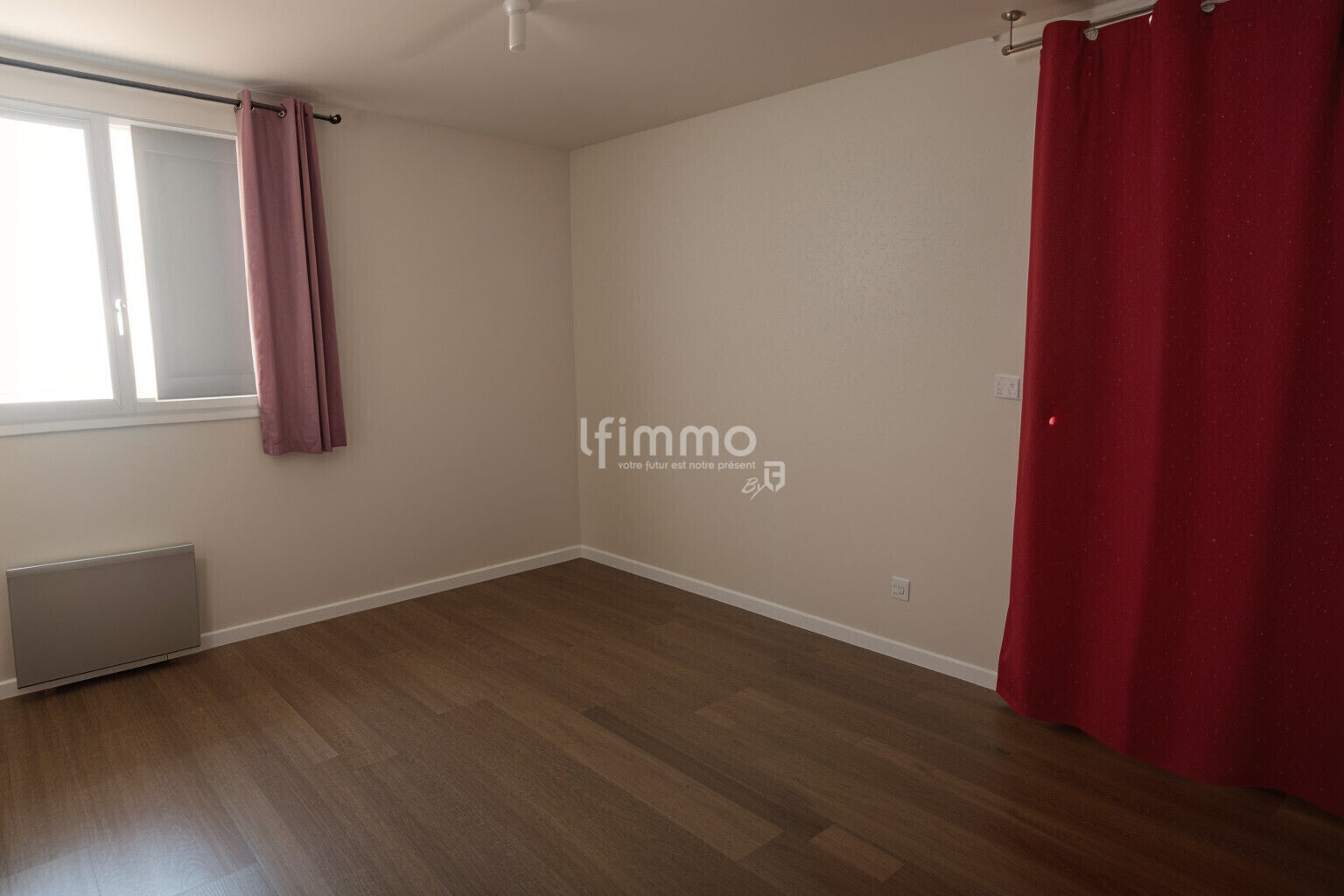 Appartement 4 pièces + bureau – Ivry-sur-Seine - Chambre é