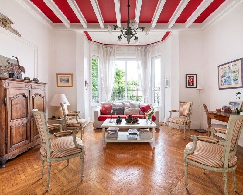 Maison de caractère 350 m² + dépendance jardin 1133 m² - Salon By LFimmo Mornant